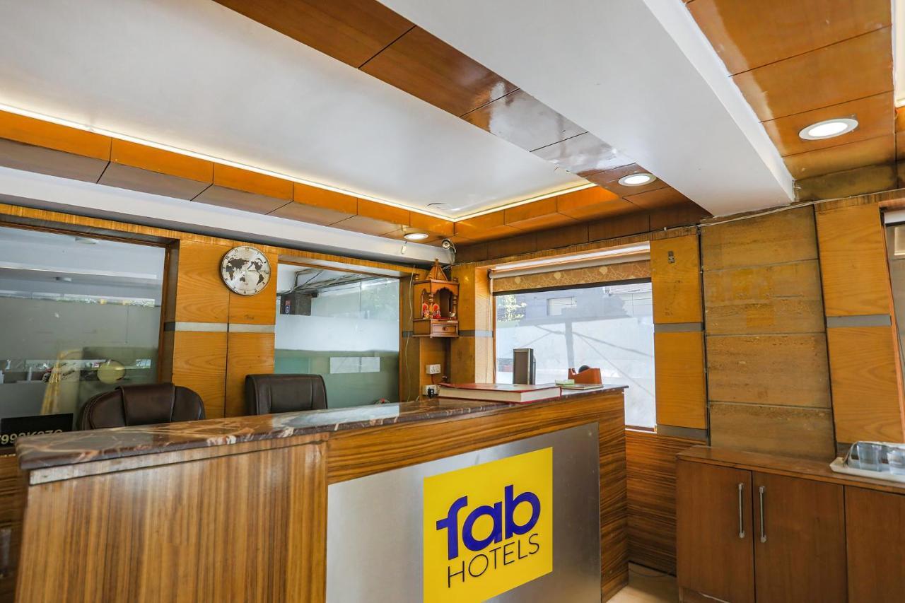 Fabhotel Trio Continental Patel Nagar New Delhi Eksteriør billede